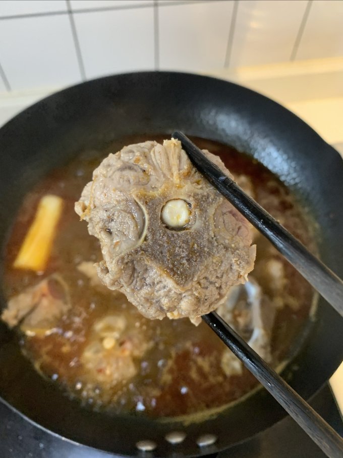 草原宏宝牛肉