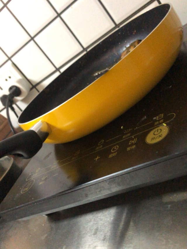 拿到锅的时候出现了一点小问题，客服给及时