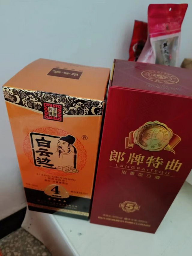 基本上都会选择在京东自营上选购商品，一般