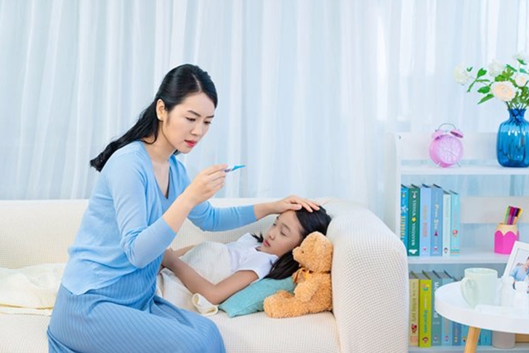 喉咙里的痰，咳出来还是咽下去好？咳嗽的4大误区，大家都容易犯