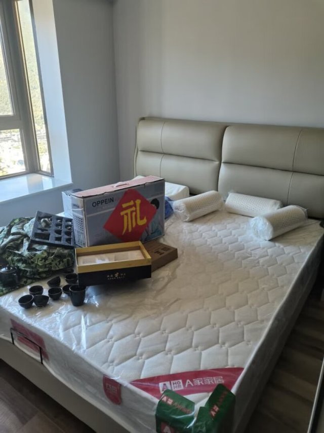 
大品牌真心不错，款式新颖设计风格很实用