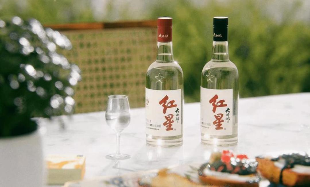 尖货指南:618 喝什么高线光瓶白酒?8款内卷白酒值得入手!