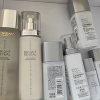 具有出色的渗透力,能够为肌肤带来充分补水