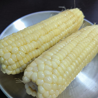 糯玉米∶软糯可口，清香微甜呀🌽