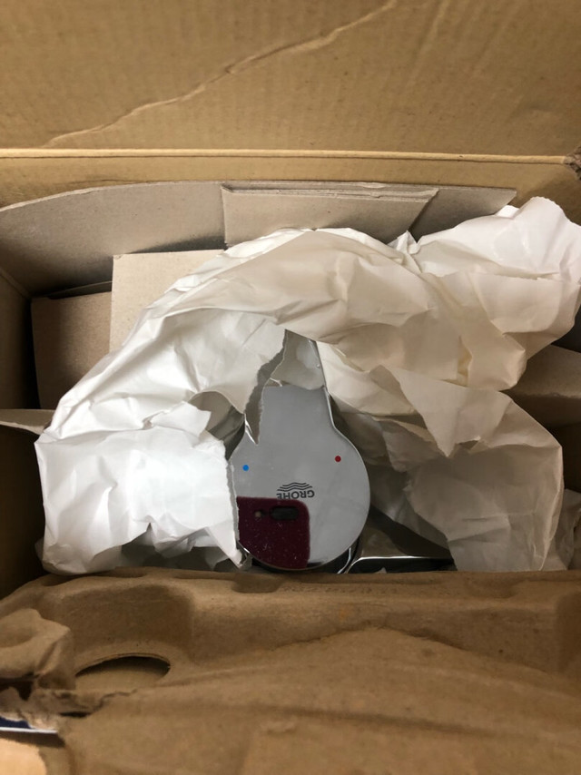 水龙头的材质一看就很赞金属光泽感很强