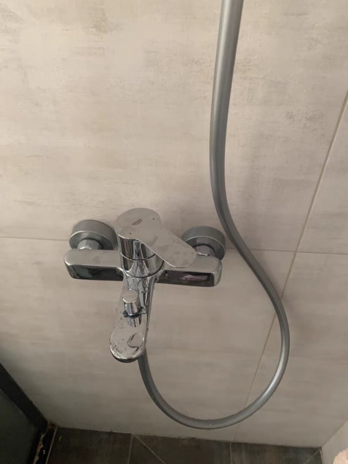 高仪花洒