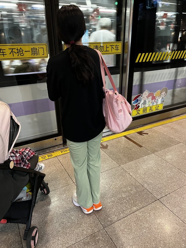 很适合夏天的一条阔腿裤