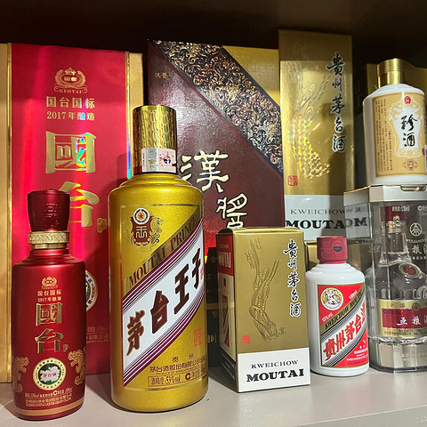 喜欢喝酱香酒？不要错过贵州省这4款备受推崇的佳酿，款款精品