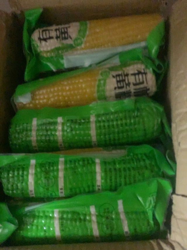 玉米收到了，非常好👍每一个都很饱满，用手
