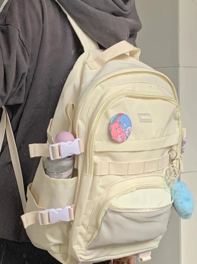 我的白月光书包 