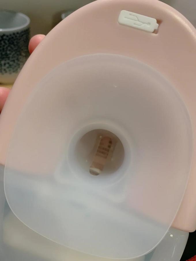 乐怡吸奶器