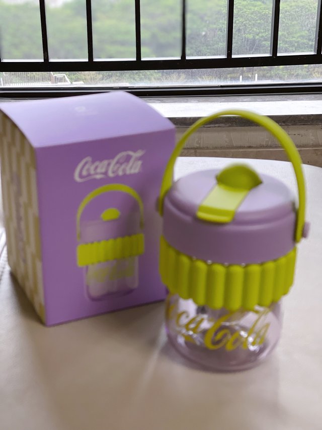 产品功能：夏天喝太适合啦～外观材质：实