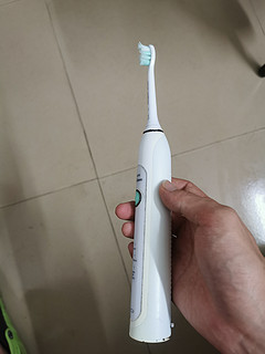 飞利浦HX6730电动牙刷