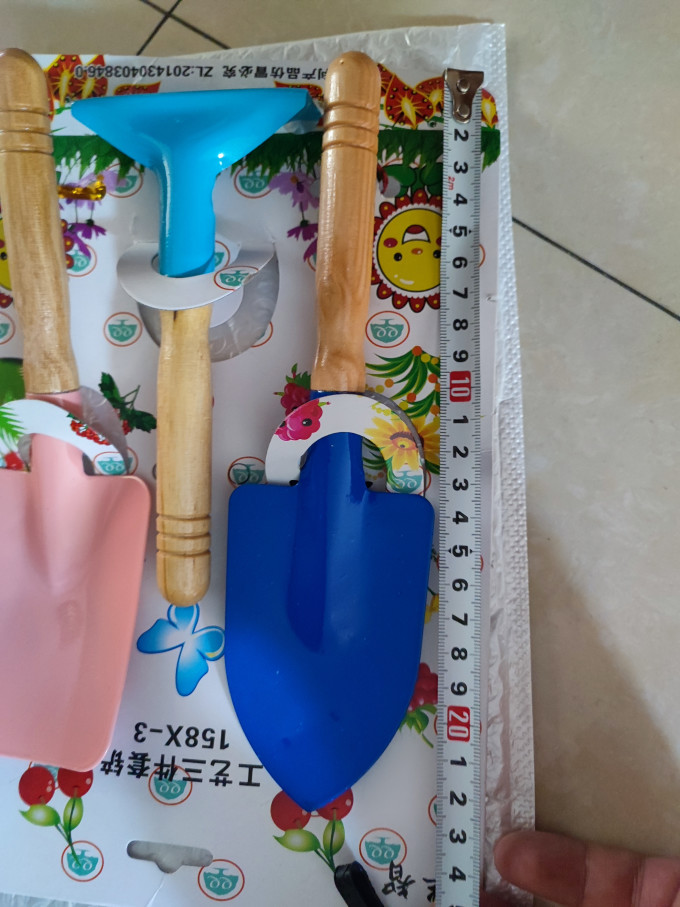 华智创意玩具