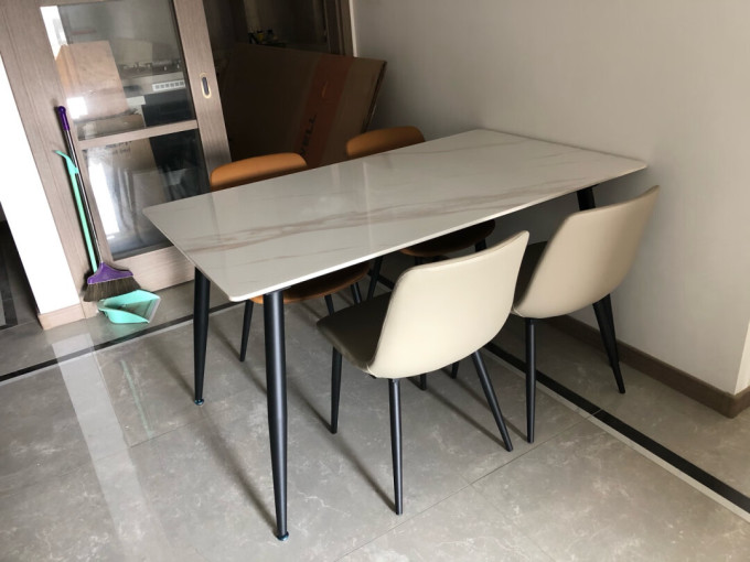 芝华仕餐厅家具怎么样 芝华仕的岩板餐桌,另外一起买了._什么值得买