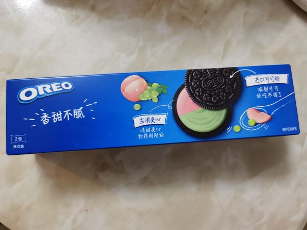 奥利奥的葡萄加水蜜桃味好好吃