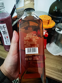 红方，酒虫又上来了