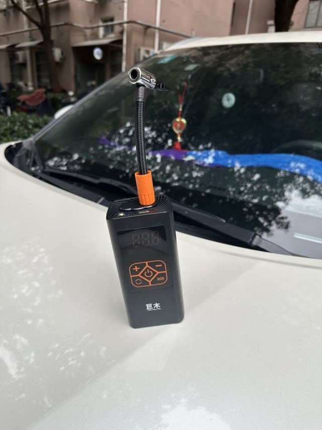 快递超级快，很不错的体验。充气很方便，给