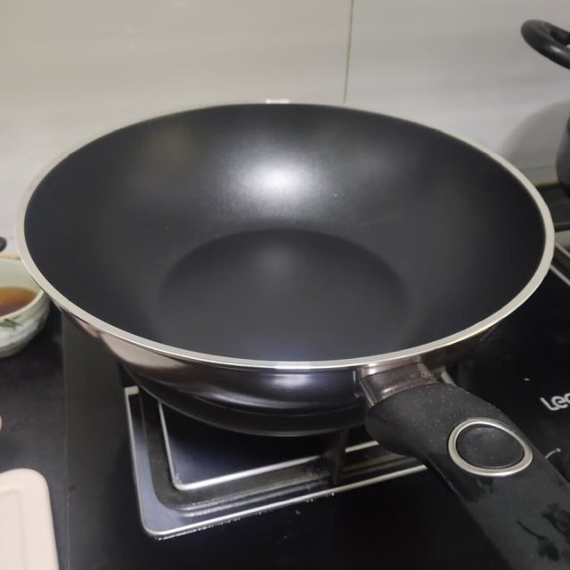 活动价格买的不粘锅,也太划算了。涂层光