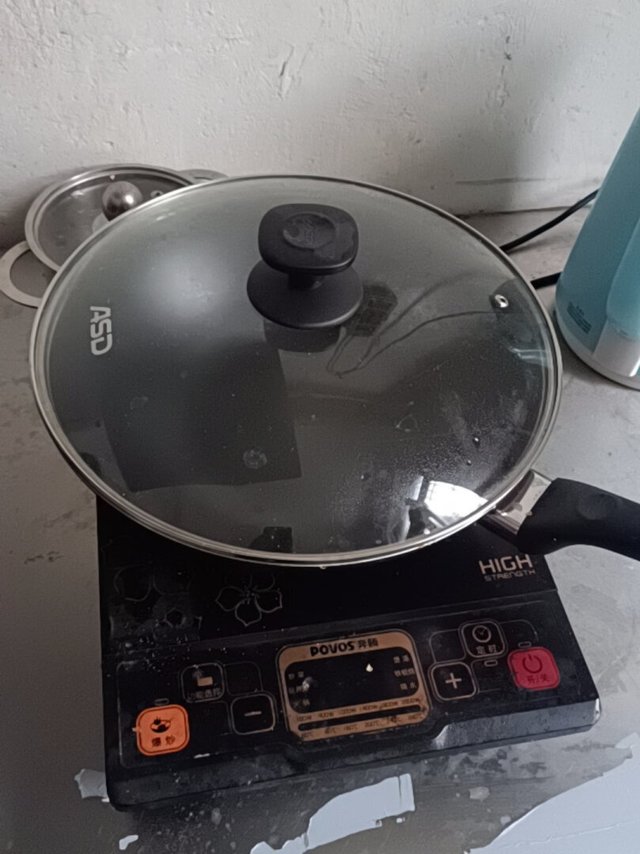爱仕达电磁炉不粘锅不是好用,就是不粘锅,