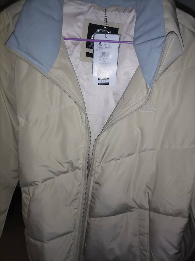 收货几天了，衣服款式好看！穿着舒服！不算