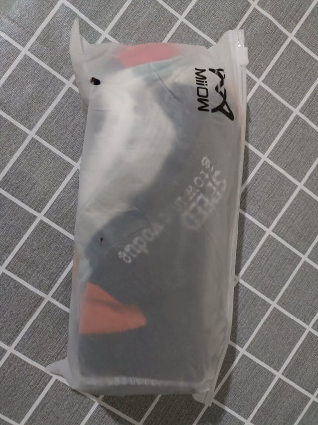 这袜子质量实在是太好了，价格也很优惠，性
