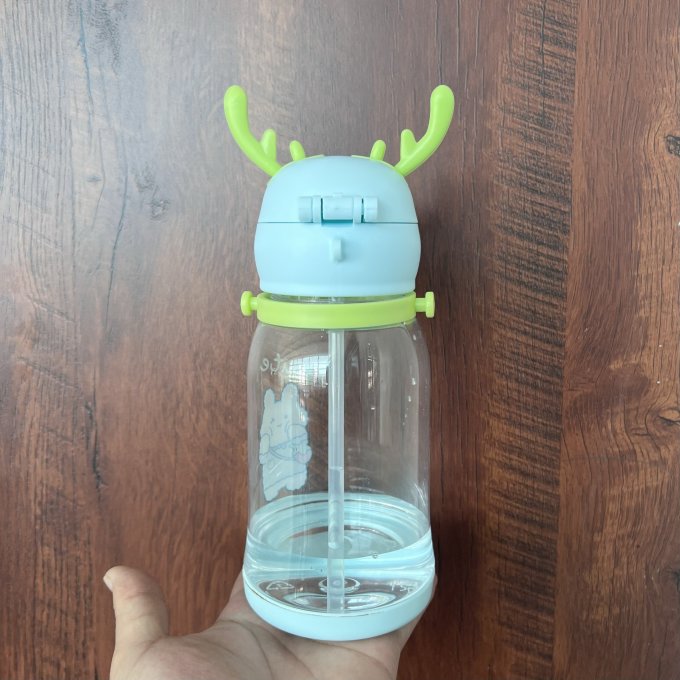 儿童水具