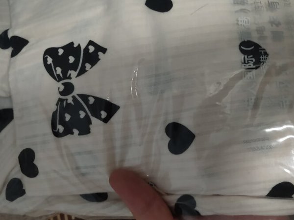 睡衣大小挺好的，纯棉的针织睡衣！尺码宽松