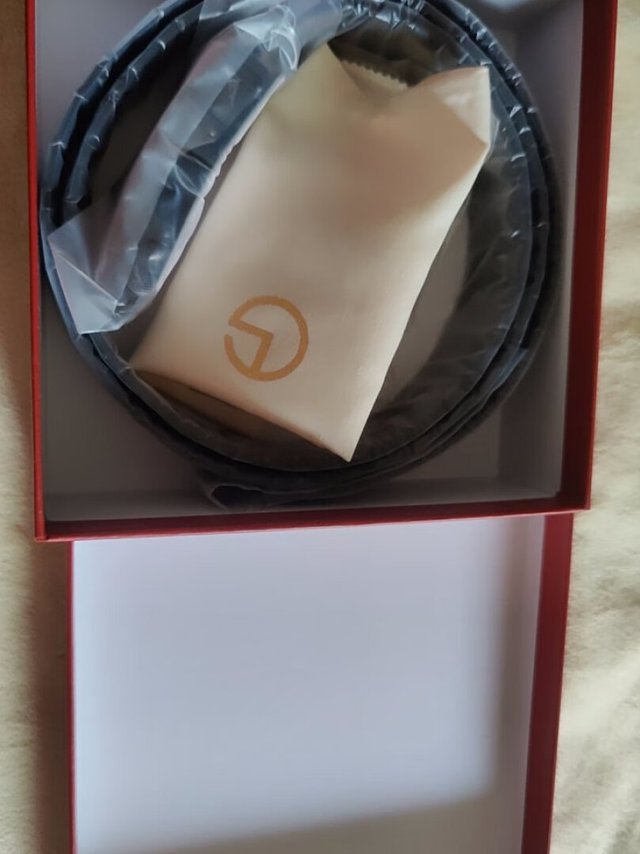 这款皮带犹豫了半天，结果买回来果然没有让