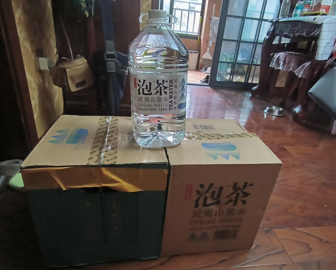 农夫山泉饮用水
