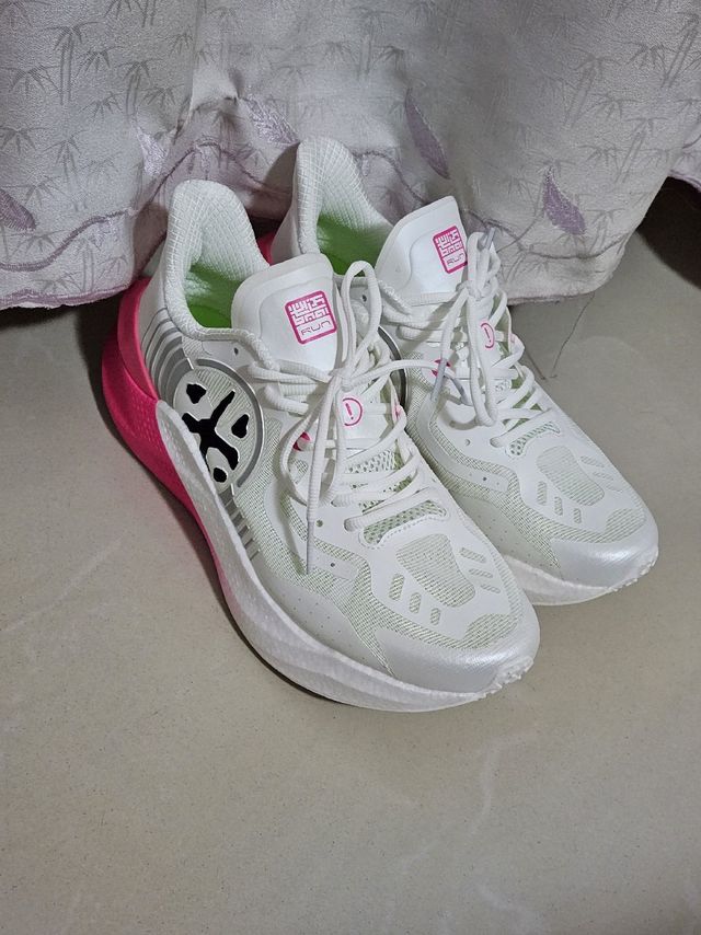 279买的必迈惊碳MIX 性价比挺高