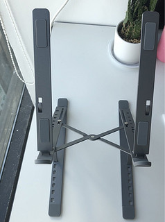 双叉支架，利用三角稳定结构设计的支架