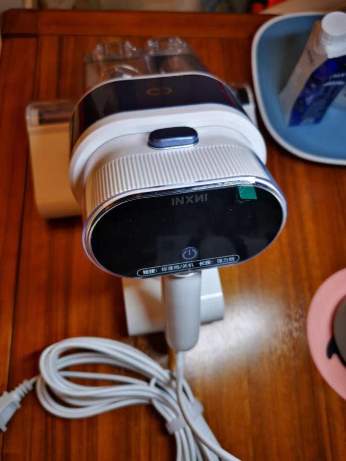以内吸尘器
