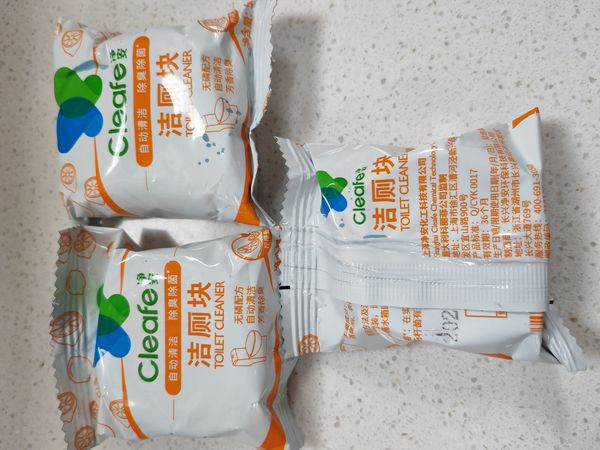 小小洁厕块，除臭又除菌！