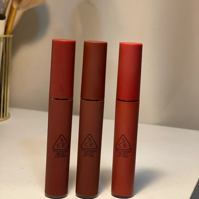 
口红上去很好看，3ce的口红经常买，然
