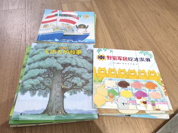书的品质非常好,故事性高有趣,女儿很喜欢