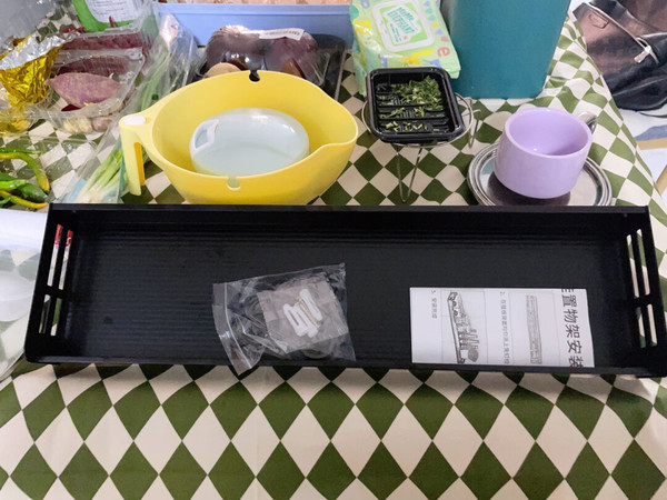 对比了7.8家免打孔式的调味料置物架，这