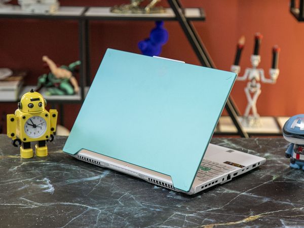 送对象的高颜值游戏本，硬件配置也是满分！