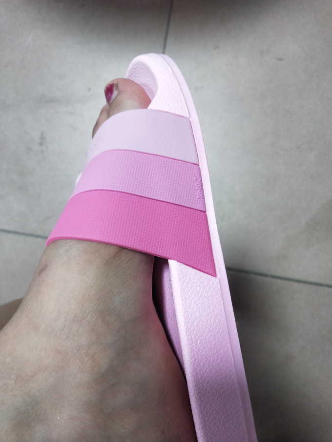 利达妮女式拖鞋
