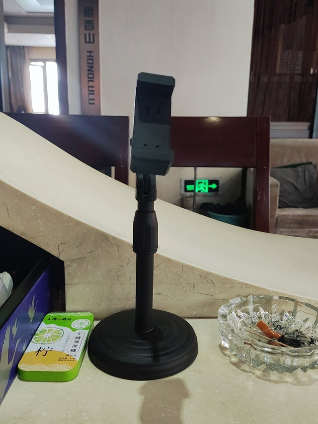 可以，稳固程度：很稳定，比较稳定，用起