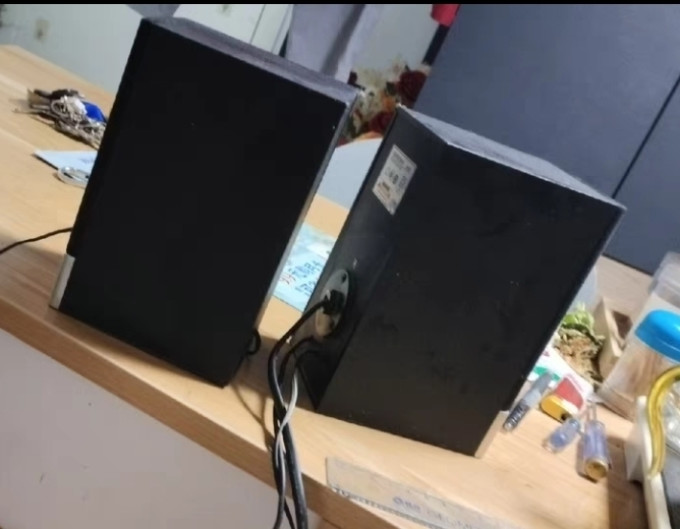 漫步者音箱