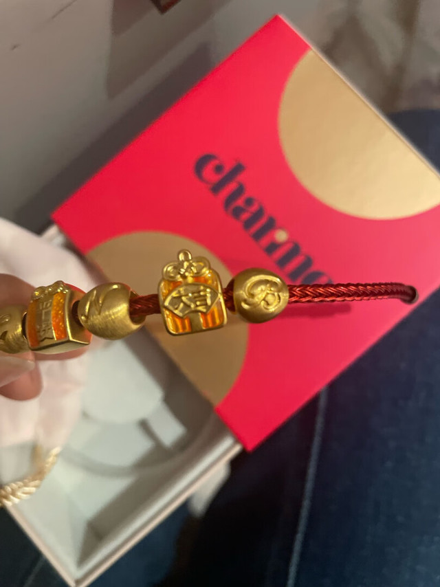 
凑了两个一样的，以后再继续收集这个系列