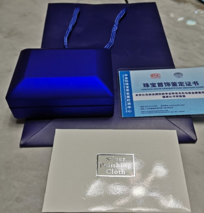 宝玉石项链