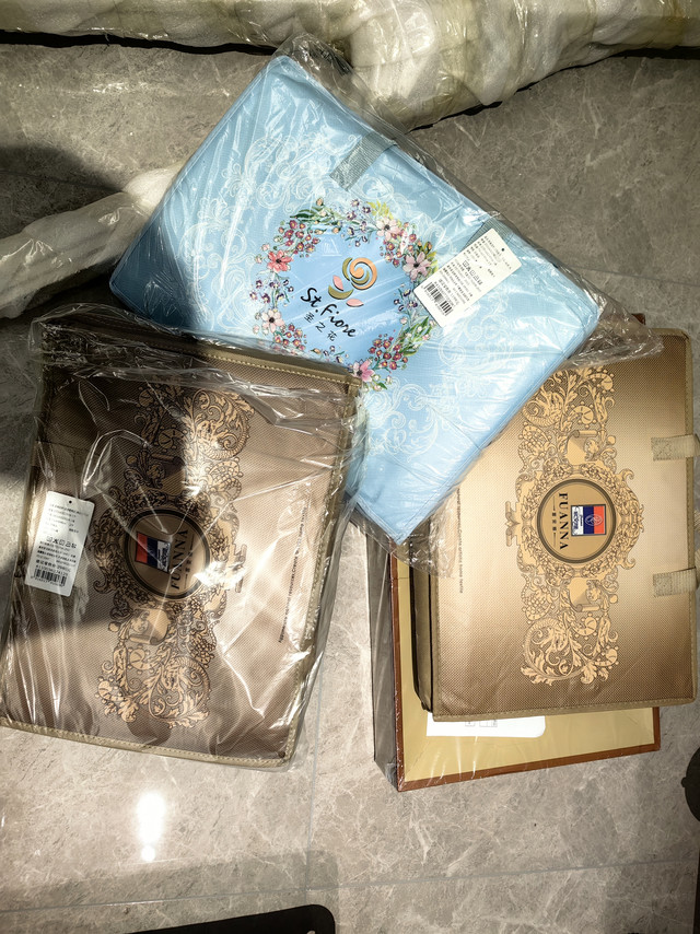 买了4000多，还未拆封使用，准备新