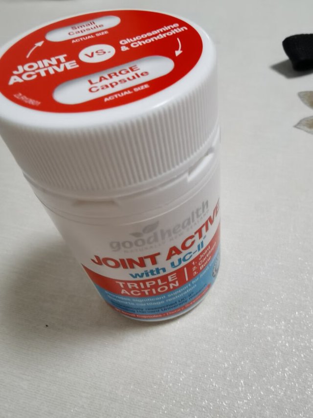 服务非常好，快递很快呀，一瓶90粒，够吃