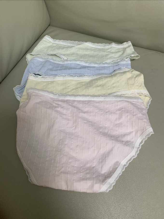 六只兔子女士内裤