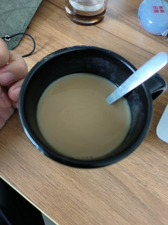 雀巢哈罗哟咖啡，祝您提神一整天。