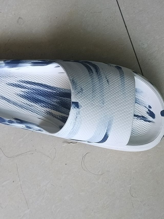 平价好用好看的运动拖鞋