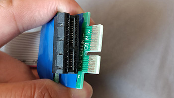 PCIE16插槽延长线还挺有用的！