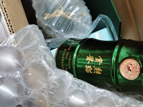 包装太给力，顺丰快递送店里，人没在店，请